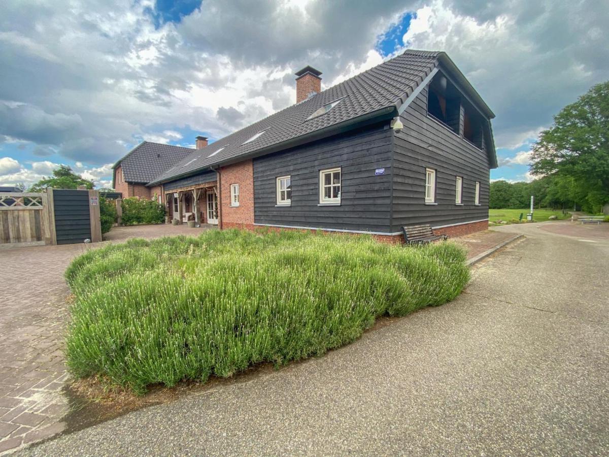 Lodge Slabroek Uden Exterior foto